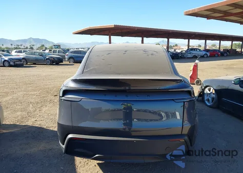 2026 Tesla Model Y Long Range Dual Motor All-Wheel Drive from USA, damaged, VIN 7SAYGDED5TA470466